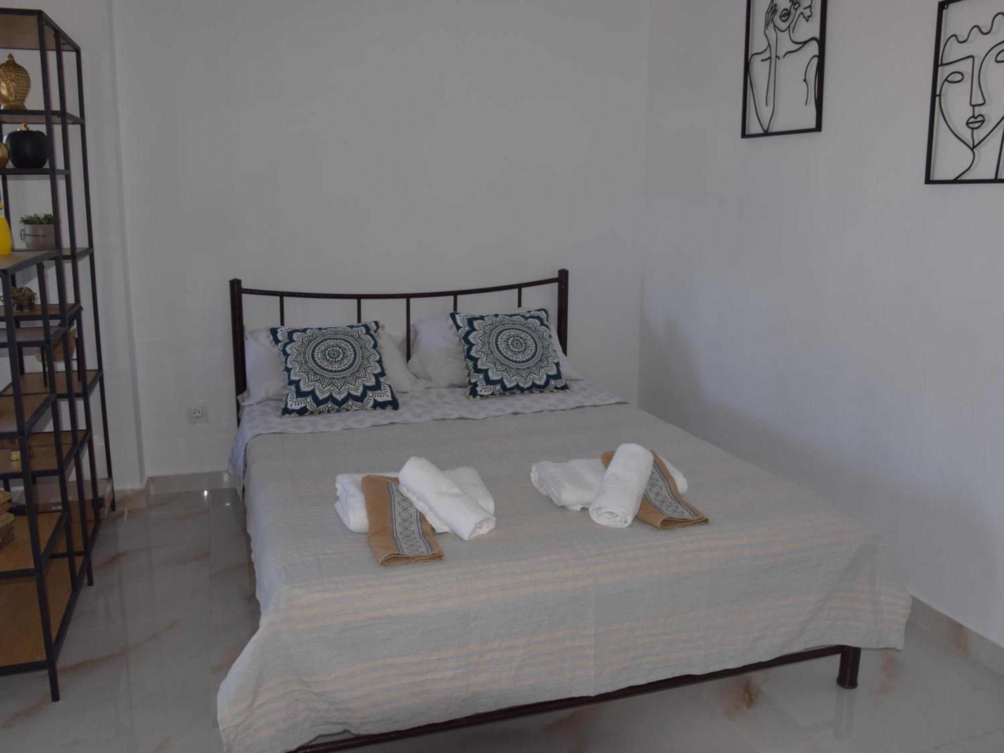 Gemini Apartment *